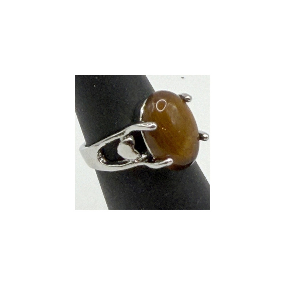 Silver Tone Tiger's Eye Cabochon Ring Size 5.25. Heart design on band